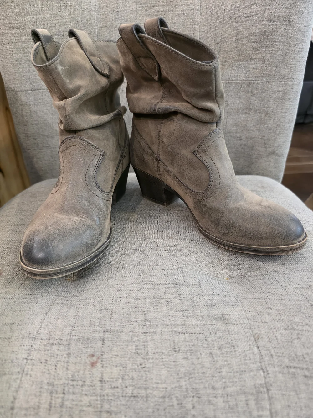 Rocket Dog Girls Sheriff Vintage BrWomen's Slouch Suede Ankle Boots - Gray